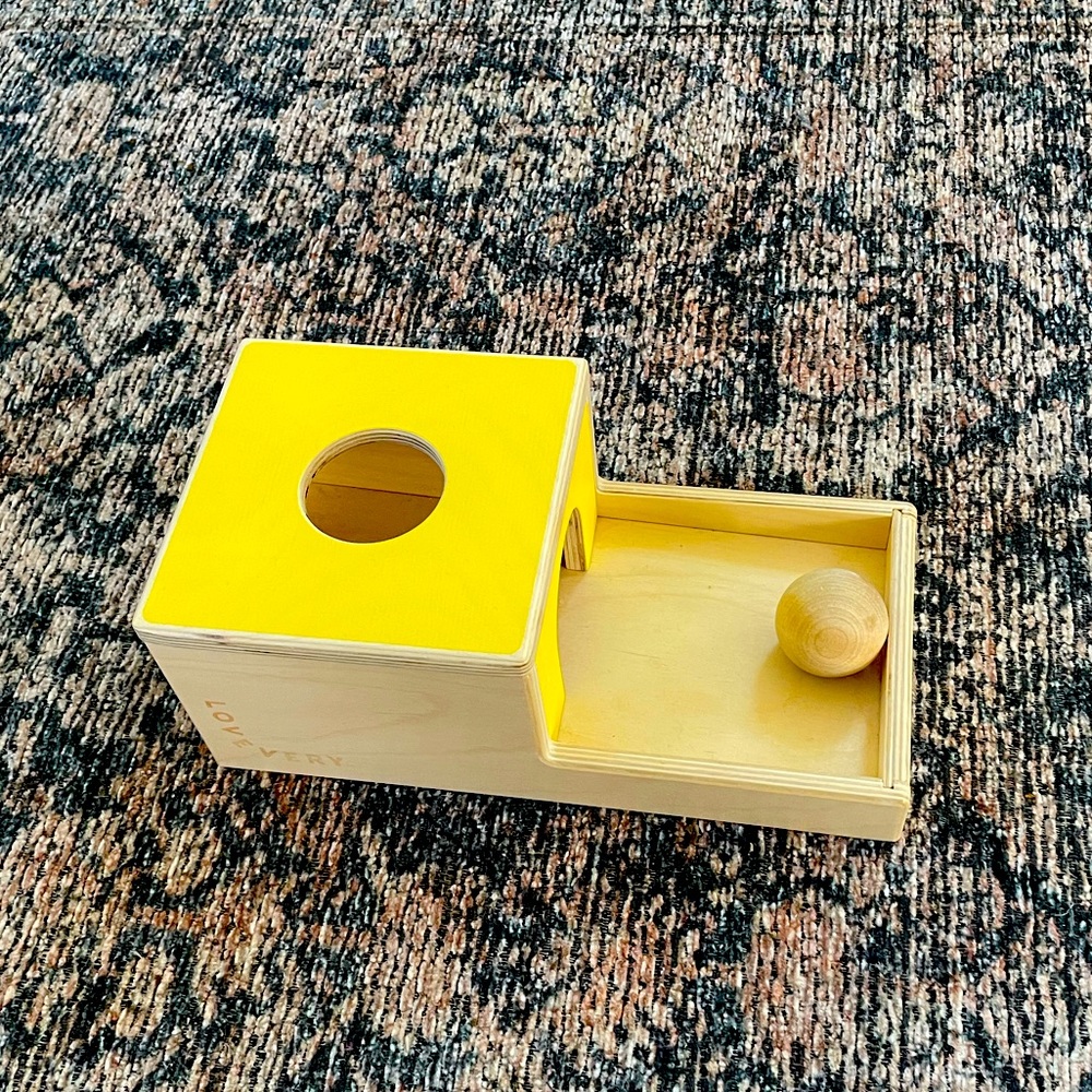 Lovevery ball drop object permanence box